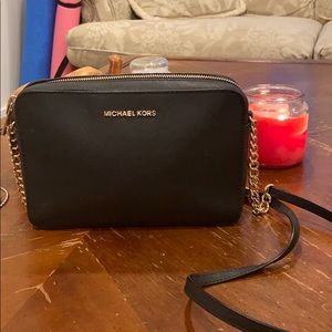 Michael Kors Jet Set Black Crossbody